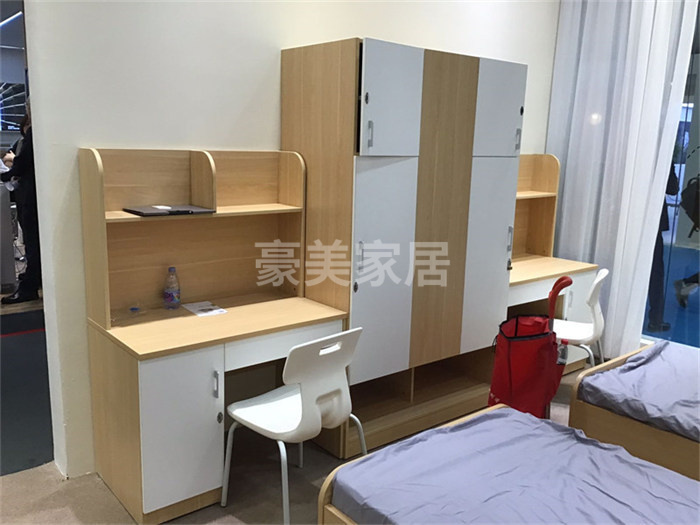 學校家具